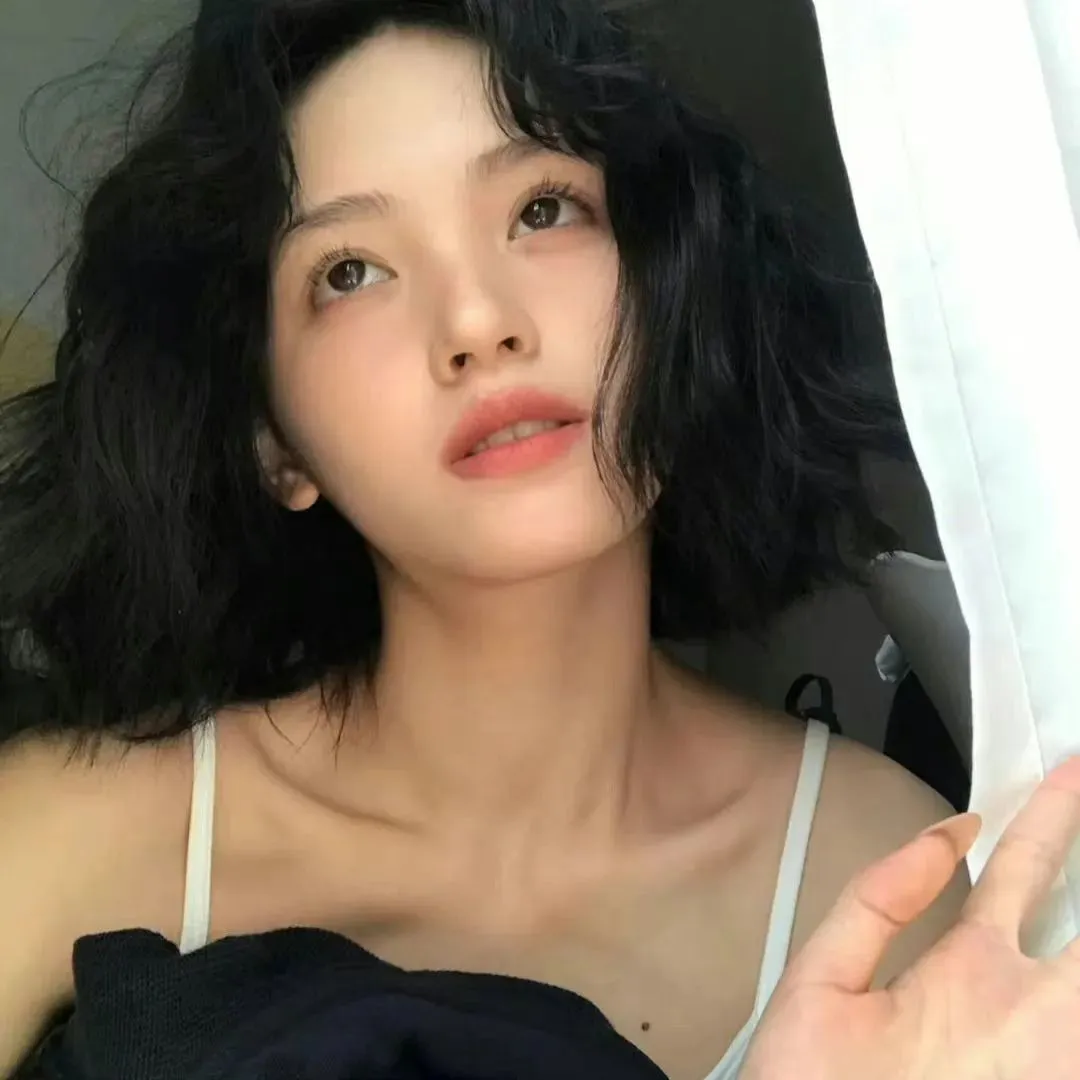 深夜公园的邂逅